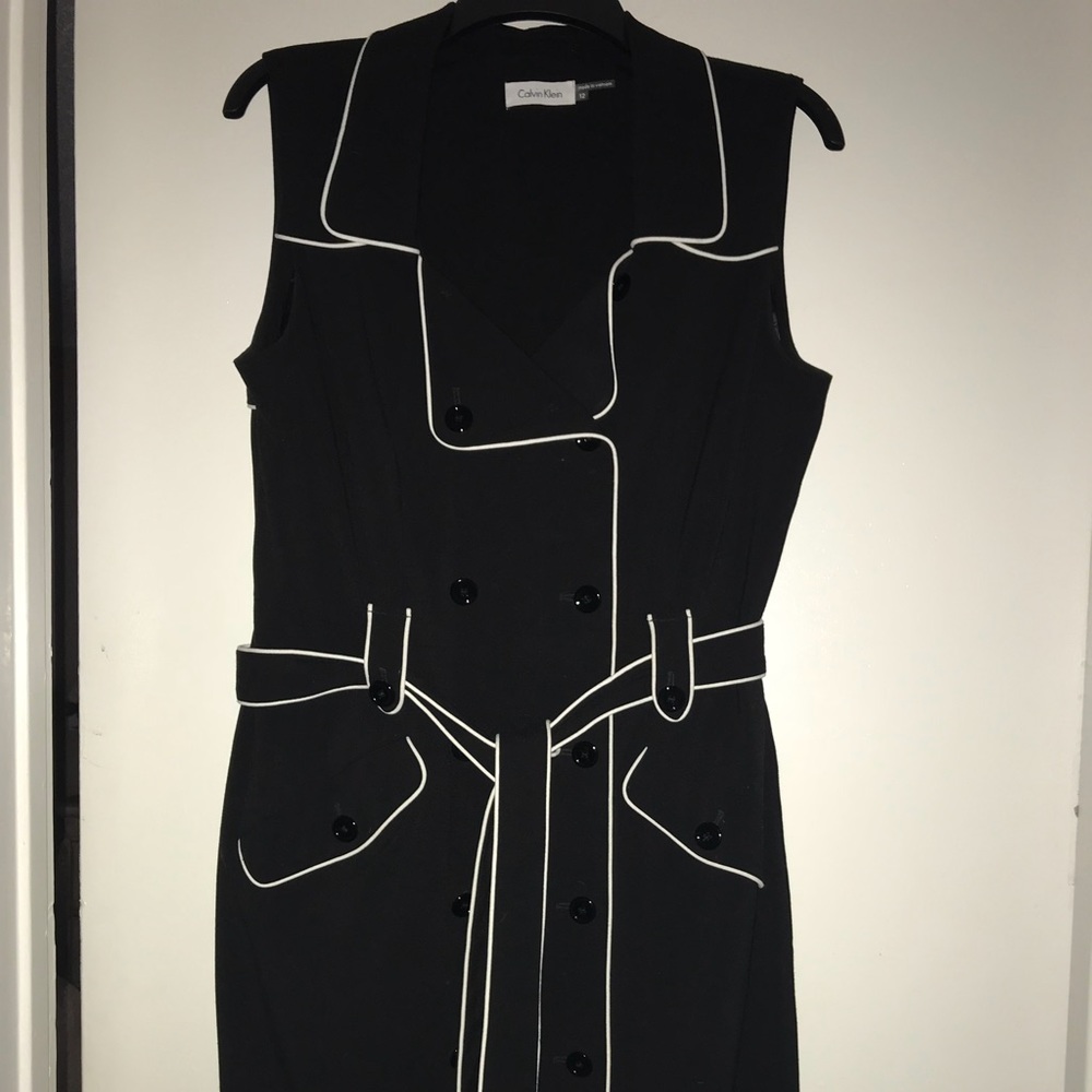 ❣️SOLD❣️CALVIN KLEIN BLACK W/TRIM BUTTON DRESS